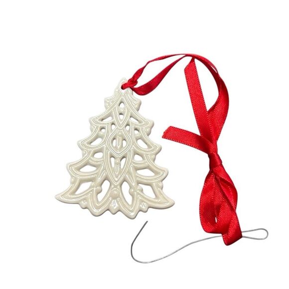 Lenox ceramic Christmas Tree Ornament - Picture 1 of 3